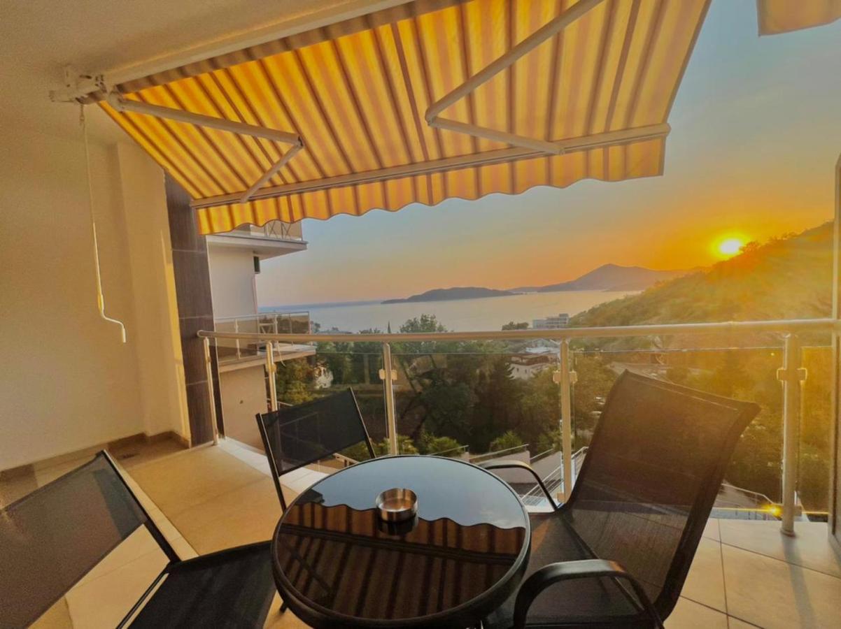 Seaview Couple With Pool-przno Przno (Budva)