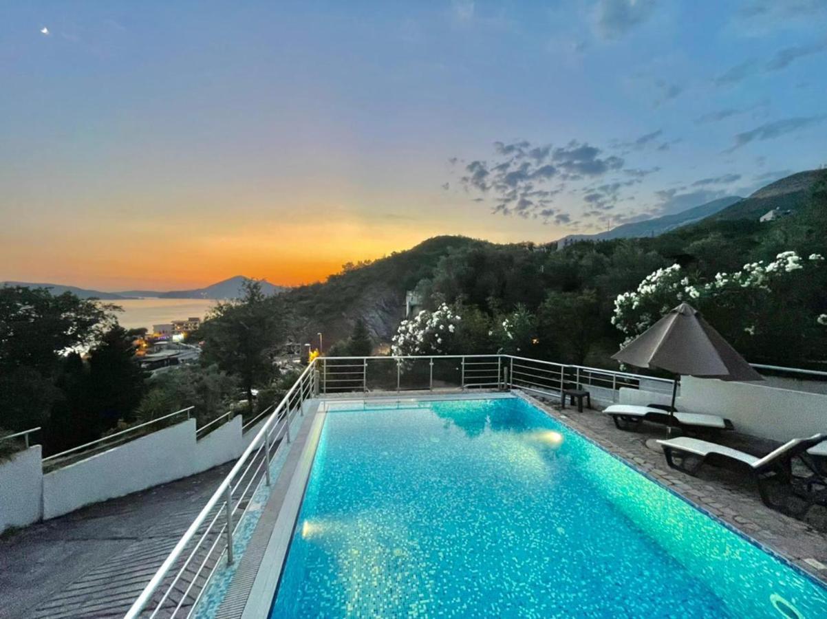 Seaview Couple With Pool-przno Апартаменты *
